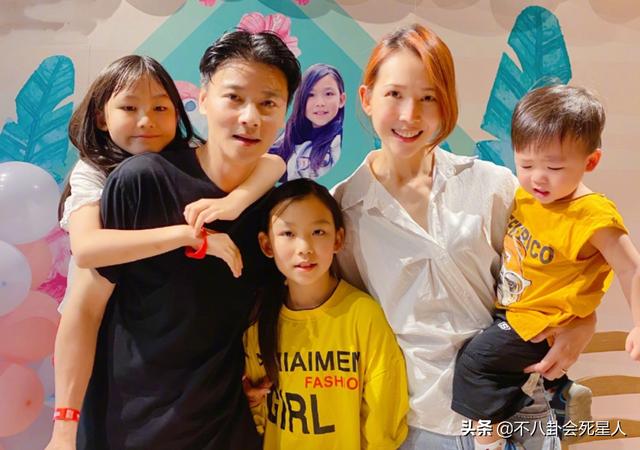 蔡少芬自曝37岁高龄产子（48岁蔡少芬与儿子同框像祖孙）(11)