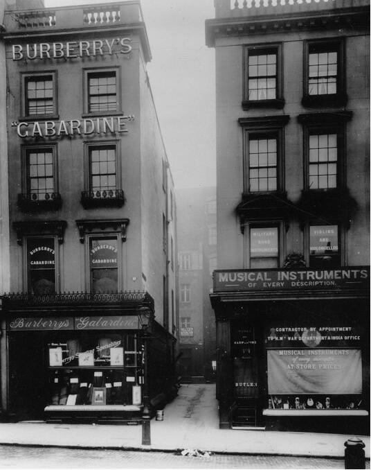 全球最好的十大男装品牌(世界十大男装品牌排行榜)(2)