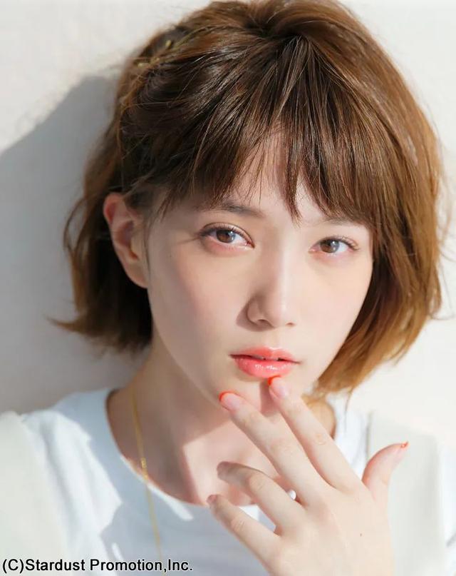 日本人最喜欢的十大女明星（演技超强的20岁美女明星）(2)