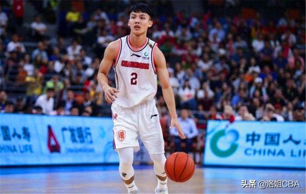 广东队徐杰真实身高呢，身高178徐杰在CBA中立足