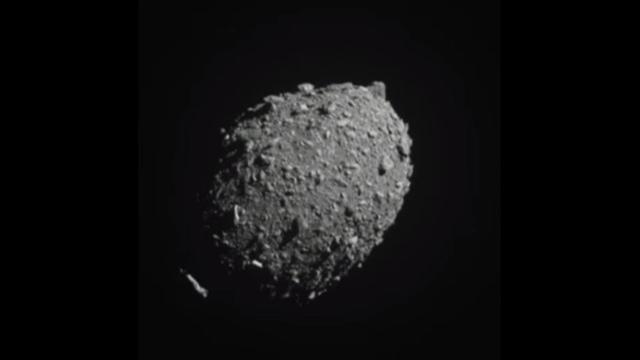 美国宇宙飞船撞击小行星(美国飞船撞上小行星)(2)