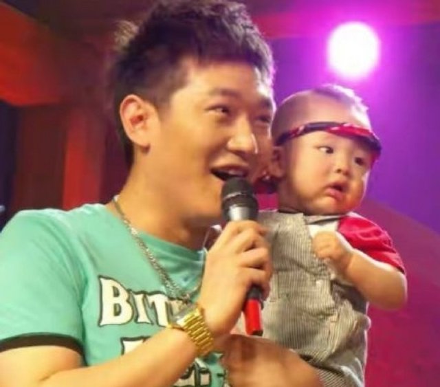 田源与儿子天天