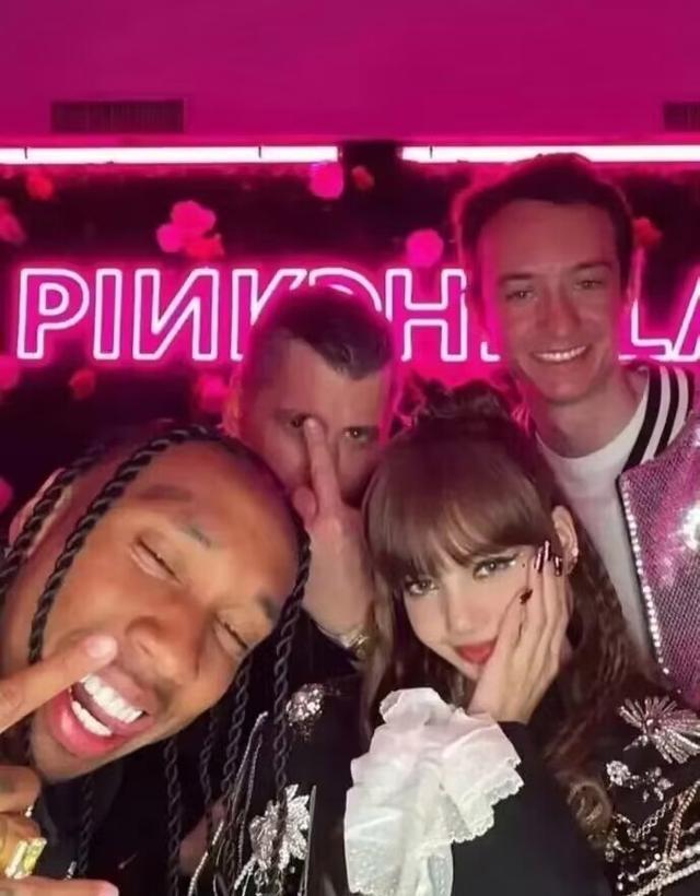 Lisa回应上疯马秀“你没被邀请”惹众怒！态度嚣张强硬，网友也选择正面刚！