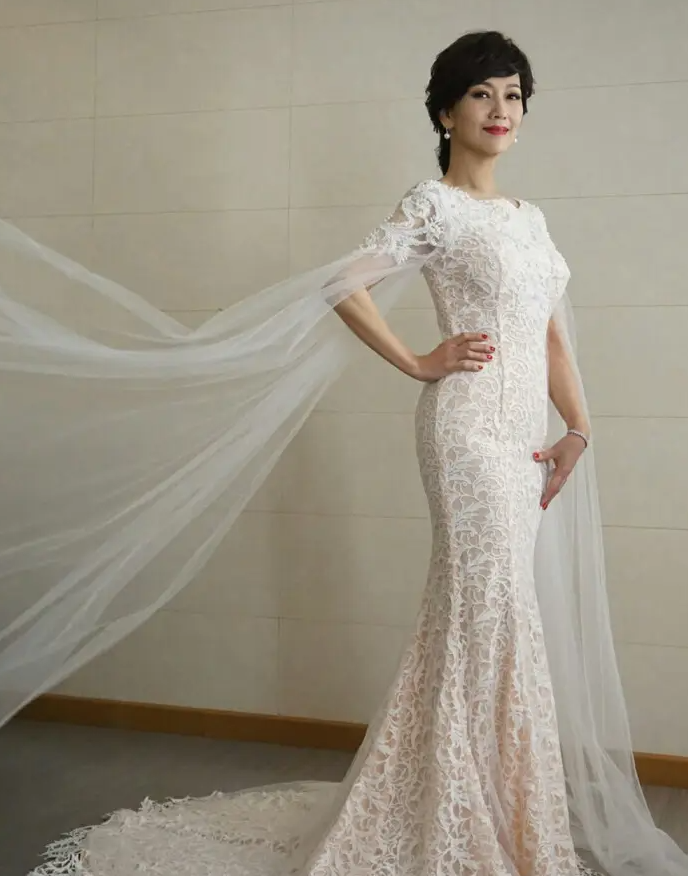 赵雅芝简历个人资料简介：2段婚姻，3儿子都是学霸，她69岁比45岁儿子还年轻