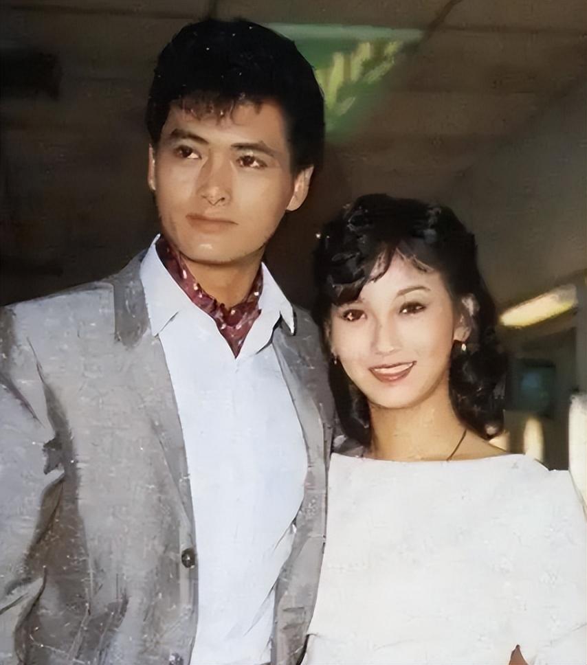 赵雅芝简历个人资料简介：2段婚姻，3儿子都是学霸，她69岁比45岁儿子还年轻