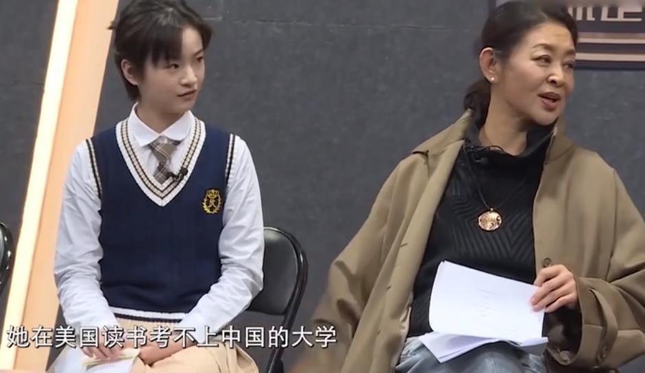 李庚希的个人资料（李庚希：背景强大素质太低，靠徐静蕾走红，却扔烟头人设崩塌）
