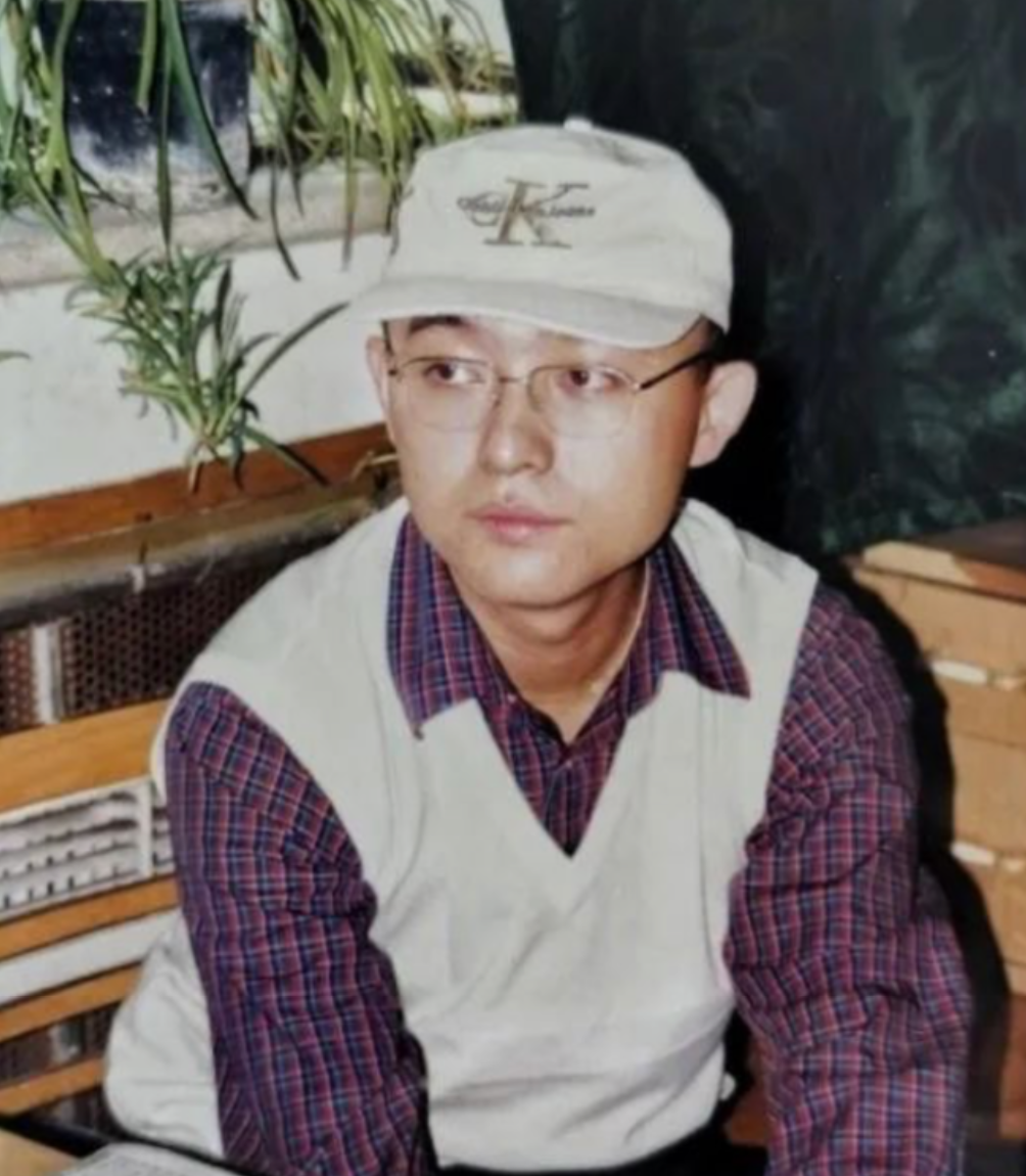 孟非个人资料（主持人孟非：与初恋走进婚姻，共育一女，结婚多年始终幸福依旧）