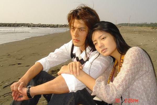 安以轩41岁生日晒全家福（37岁安以轩宣布结婚）(8)