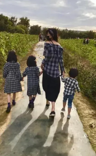 粉丝嫁偶像：李靓蕾与王力宏结婚，从一开始就埋下了悲剧的注脚？