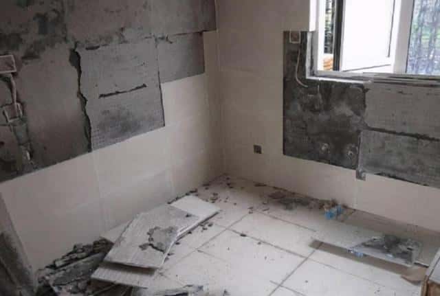 水泥砂浆贴墙砖会掉吗（铺墙砖用纯水泥还是水泥沙浆）