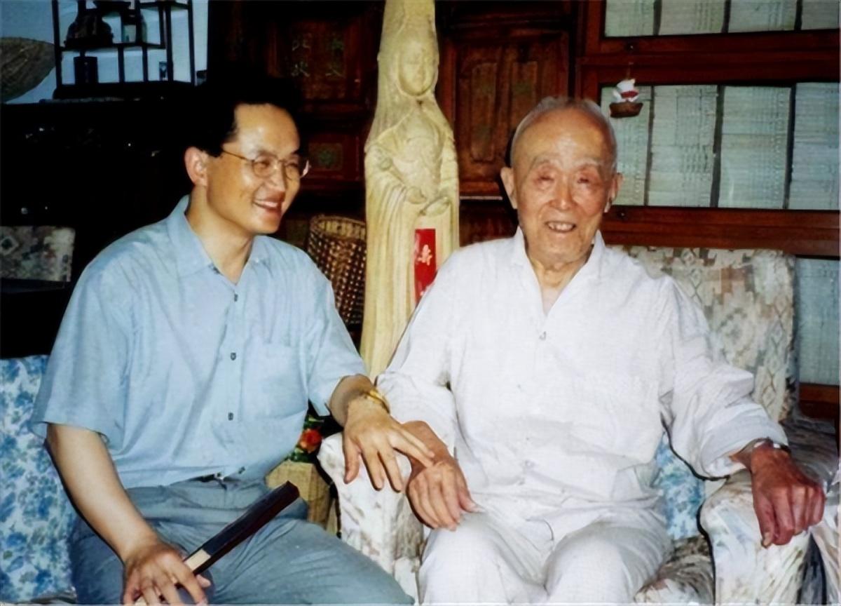 季羡林的简介资料（季羡林一生多病痛，却长寿活到98岁，全靠“三不”养生术）