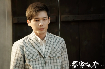 ​家世惊人、感情专一的演员白宇，龙套多年终成“剧抛脸”