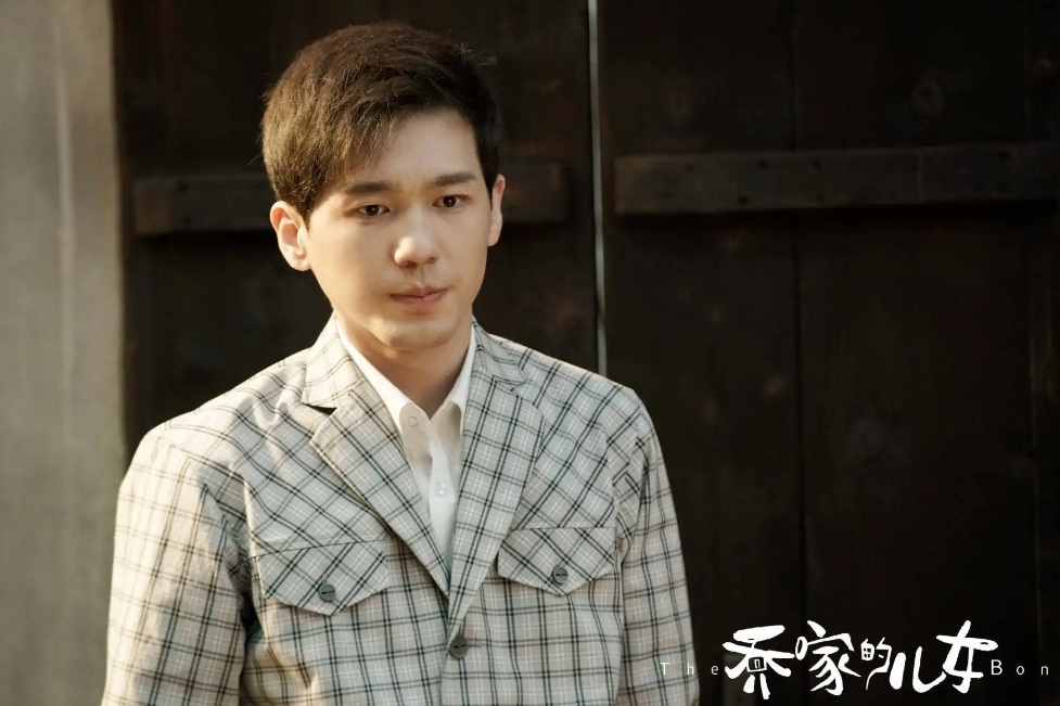 家世惊人、感情专一的演员白宇，龙套多年终成“剧抛脸”