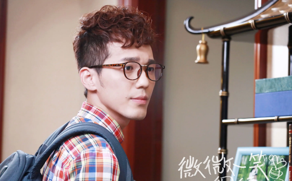 家世惊人、感情专一的演员白宇，龙套多年终成“剧抛脸”