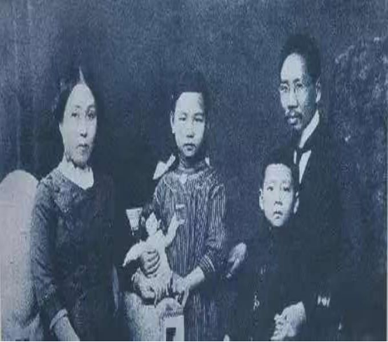 蔡元培，有污点的伟人？80年后，亲孙女仍拒绝他的骨灰归葬北大