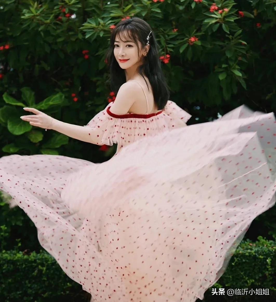 陈紫函资料，优雅美艳的知性美女，性感撩人的身姿，魅力四射