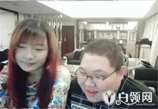 pdd女朋友沈灵敏背景资料照片,刘谋pdd和沈灵敏怎么认识的