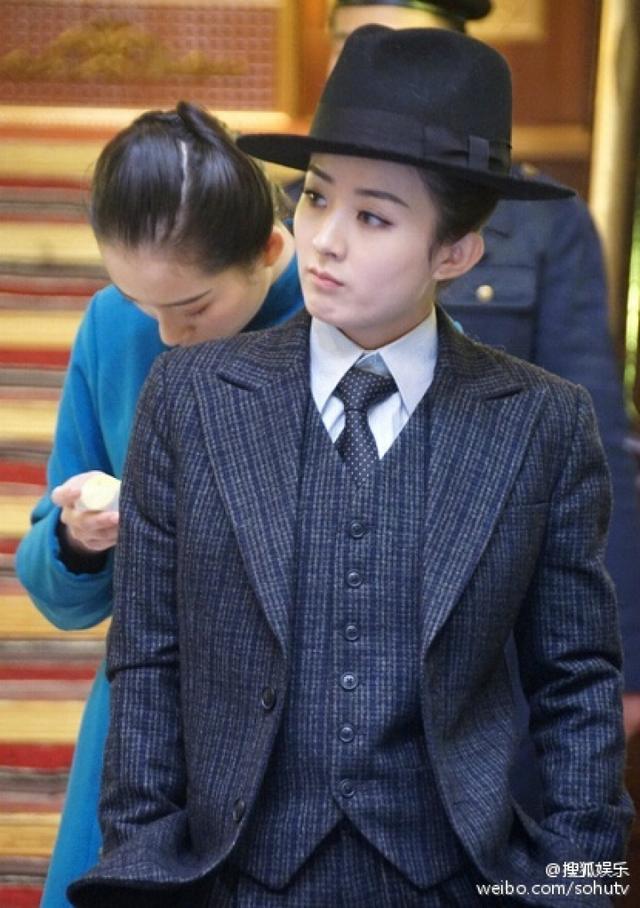 赵丽颖与陈伟霆深情告白(陈伟霆变身老佛爷)(22)