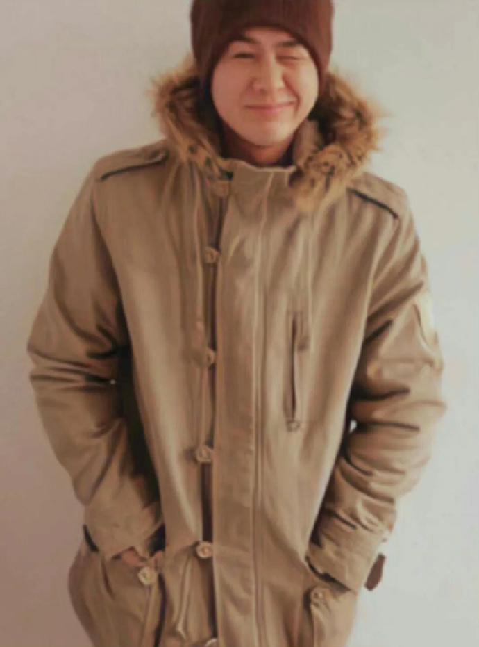 三年被800个剧组拒绝，90年代当导游月入2万，狂飙前的张颂文啥样