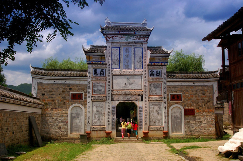 黔东南有什么好玩的地方景点推荐(黔东南旅游景点有哪些地方)