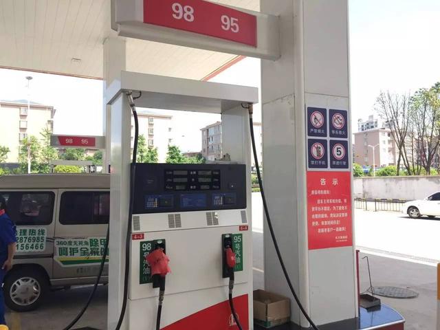 一般汽车加98号汽油可以吗-（98号汽油适用于什么车）