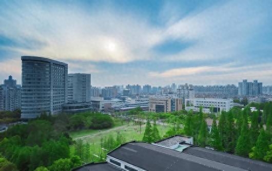 你只知道上海复旦大学?原来上海还藏着这5个大学城