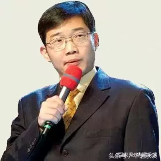 棒棒糖侮辱黄家驹事件,称是纪念的方式