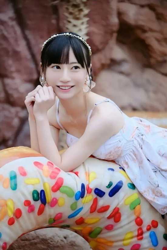 实力超群的七泽米亚日常美照,小恶魔系天花板!