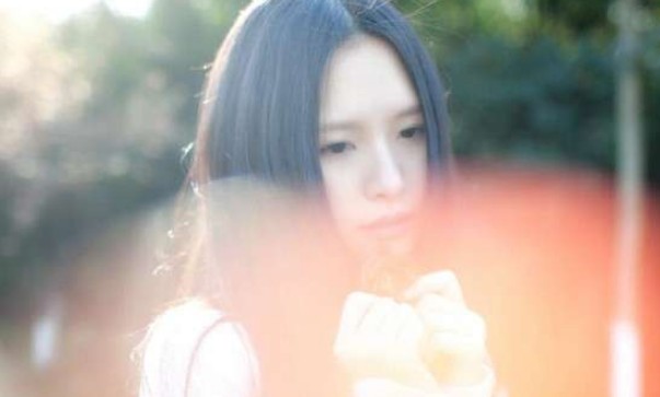 睡阿冷一晚上多少钱 粉丝大佬一次给她打赏60万