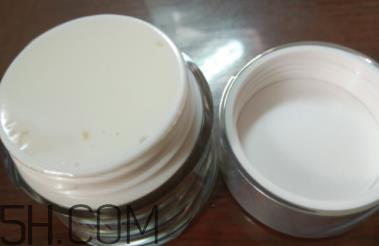 欧珀莱塑颜紧肤霜多少钱_是日霜还是晚霜