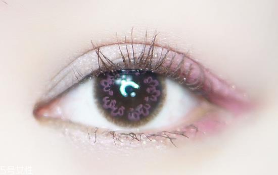 桃花妆的具体画法步骤 新年脱单桃花妆画法