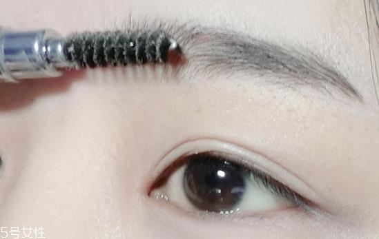 桃花妆的具体画法步骤 新年脱单桃花妆画法