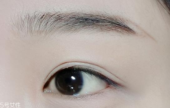 桃花妆的具体画法步骤 新年脱单桃花妆画法