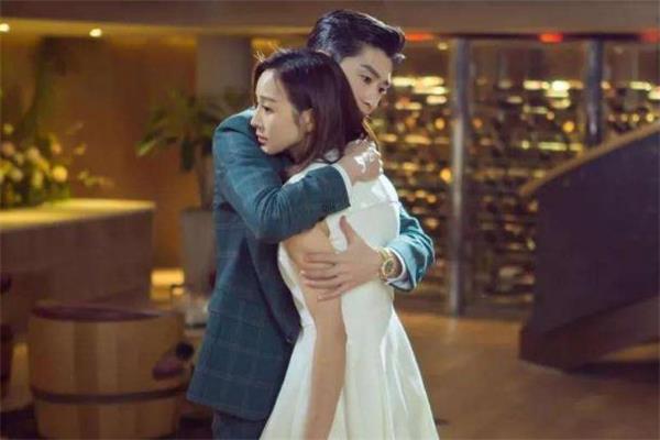 婚外情可以起诉第三者吗 婚外情可以让对方净身出户吗 婚外情可以起诉第三者吗 婚外情可以让对方净身出户吗