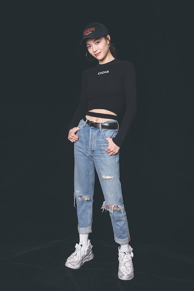 《芳华》破10亿,钟楚曦晒泳装照,这长腿可以 媲美超模雎晓雯了