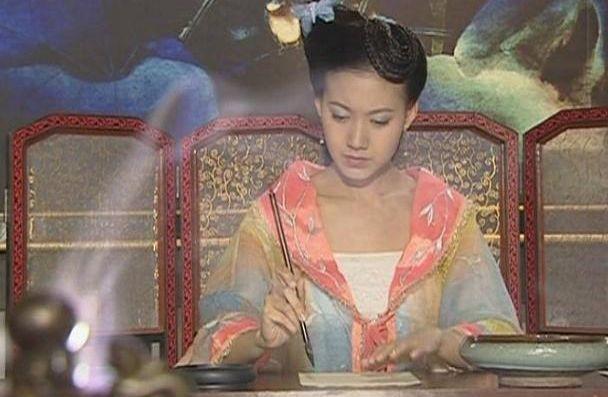 《刁蛮公主》中温柔善良的文蔷,如今却在赵丽颖新剧饰演大反派
