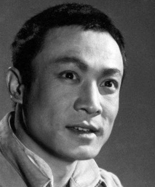 “铁人”张连文去世，刘晓庆发文悼念，因什么病去世的