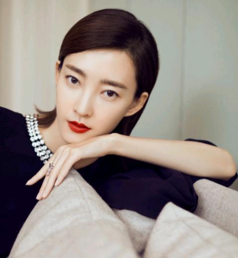 林更新和王丽坤确实情断，女方被爆和富豪男友领证结婚