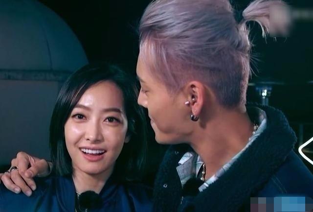 宋茜和陈伟霆大玩贴身热舞,你们两个真的不考虑在一起吗?