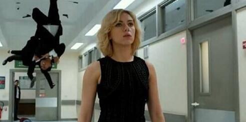 《超体》这部电影到底有什么深刻含义？