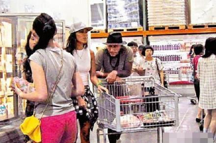 张震岳被曝未婚当爸,而他不愿结婚是另有隐情?