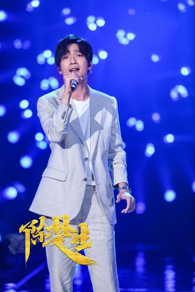 《歌手》：吴青峰连登酷狗人气冠军！