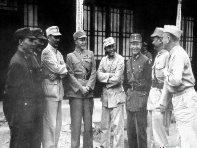 《亮剑》中他被李云龙俘虏,竟格外嚣张!原来真正原型是这个人!