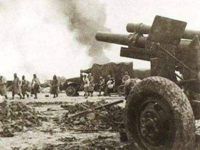 《亮剑》中他被李云龙俘虏,竟格外嚣张!原来真正原型是这个人!