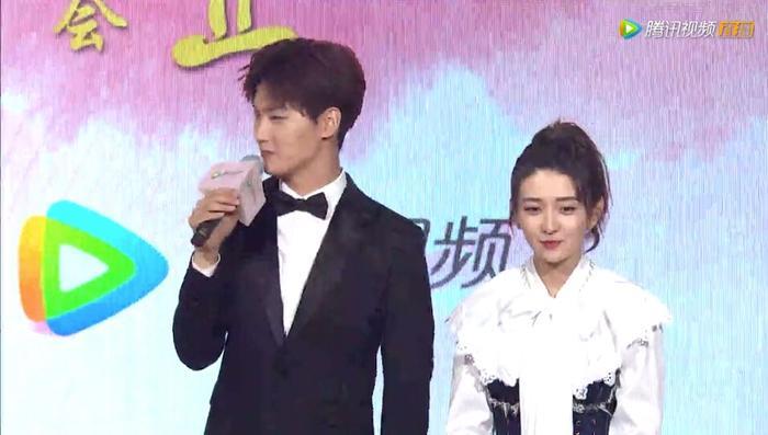 邢昭林、梁洁19年首次合体，合唱《双世宠妃》主题曲，回忆满满