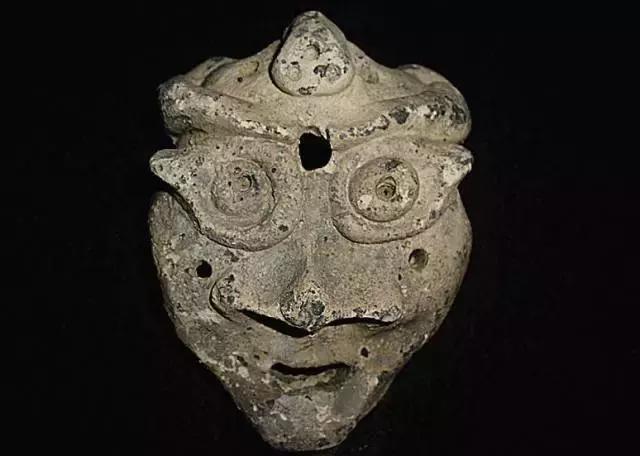 夜店小公主们热衷的假面舞会背后竟有这样的秘密