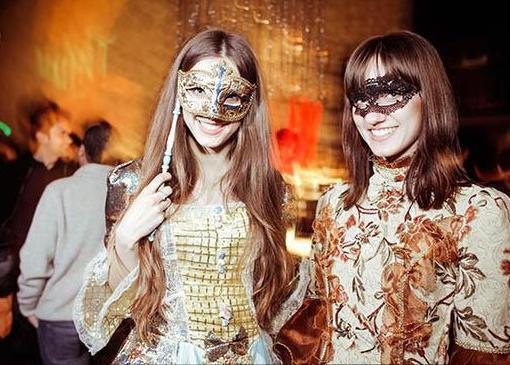 夜店小公主们热衷的假面舞会背后竟有这样的秘密