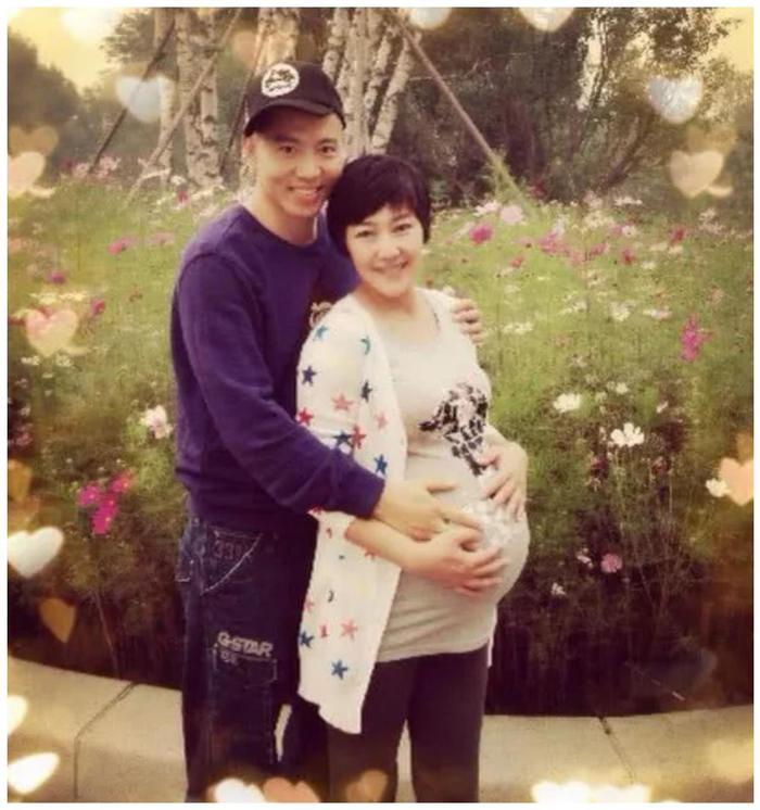 还记得《我是特种兵》里的小庄么?现在的他可是爱情事业双丰收