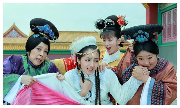 《新还珠格格》幕后，晴儿被小燕子疏远，图五夏雨荷容颜不老