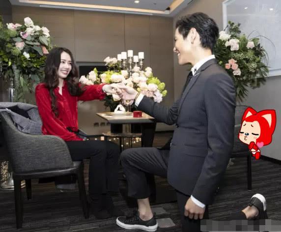 向佐求婚郭碧婷成功,向华强夫妇喜笑颜开,马云准备送多少礼金?